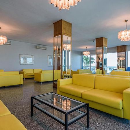 Hotel Majestic Белларія-Іджеа-Марина Екстер'єр фото